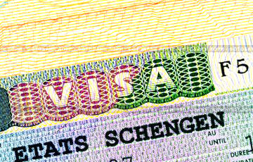 Беларусам стали чаще отказывать в шенгенских визах