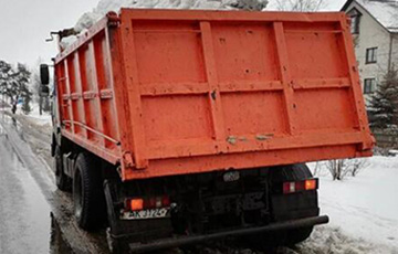 В Минске грузовик тоже потерял два колеса на ходу