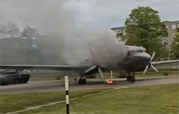 В Бегомле горел самолет Ил-14