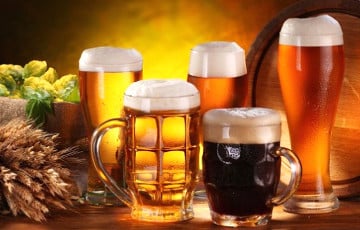 Перевозчик пытался ввезти в Беларусь более 2 тысяч литров бельгийского пива без документов