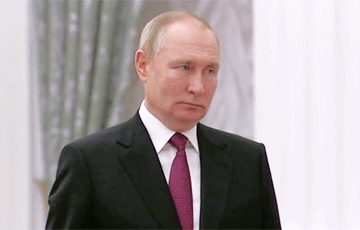 «В Кремле потому потихоньку шепчутся: нашего пора провожать»