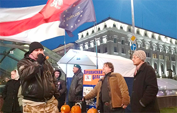 Оппозиция отпраздновала Halloween на пикете в Минске