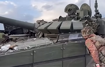 Украинская пехота уничтожила три московитских танка гранатометами Panzerfaust