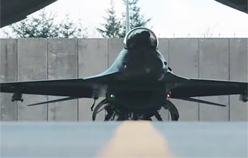 ВСУ показали долгожданный истребитель F-16 с украинской символикой