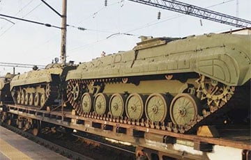 Огромный эшелон с военной техникой был замечен в Гродно