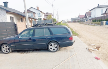 В Гродно пенсионер заложил самодельную бомбу под авто соседа
