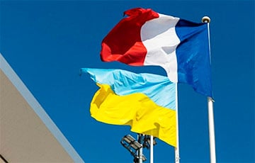 Франция на треть сокращает помощь Украине