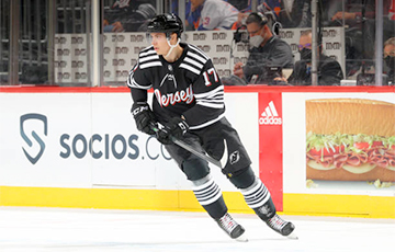 Егор Шарангович забросил 20-ю шайбу в сезоне НХЛ