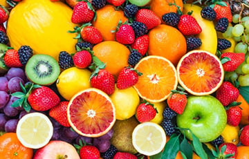 Медики назвали фрукты, которые помогают выводить соли из организма