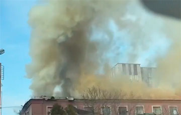 В Донецке горит здание так называемой прокуратуры «ДНР»