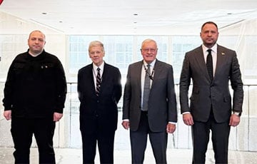 Украинская делегация встретилась с Келлогом перед визитом Зеленского в США