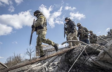 ВСУ уничтожили на Донбассе 12 танков, вертолет Ми-24 и другую технику московитов