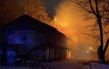 Ночью в Минске горели «сараи раздора»