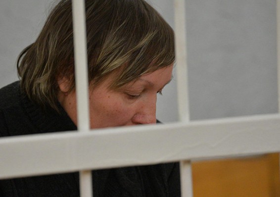 Мать, помогавшая расчленить сыну тело убитой им Юлии Соломатиной, уже вышла на свободу