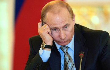 «На Путина в Кремле уже смотрят с раздражением»