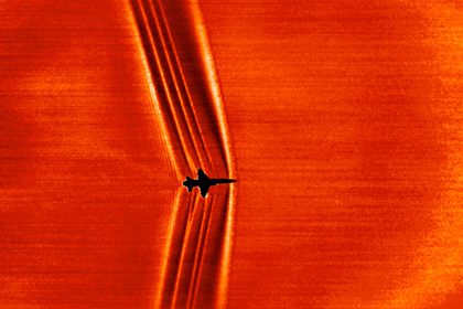 НАСА сделало фотографии ударной звуковой волны на фоне Солнца