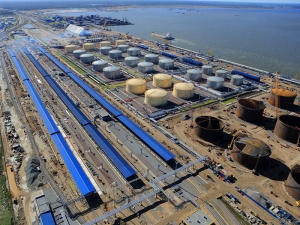 Беларусь начала поставки нефтепродуктов в российские морские порты