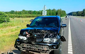 BMW отправил Audi в кювет на трассе М5