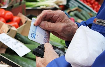 Беларуская минимальная зарплата остается одной из самых низких в регионе