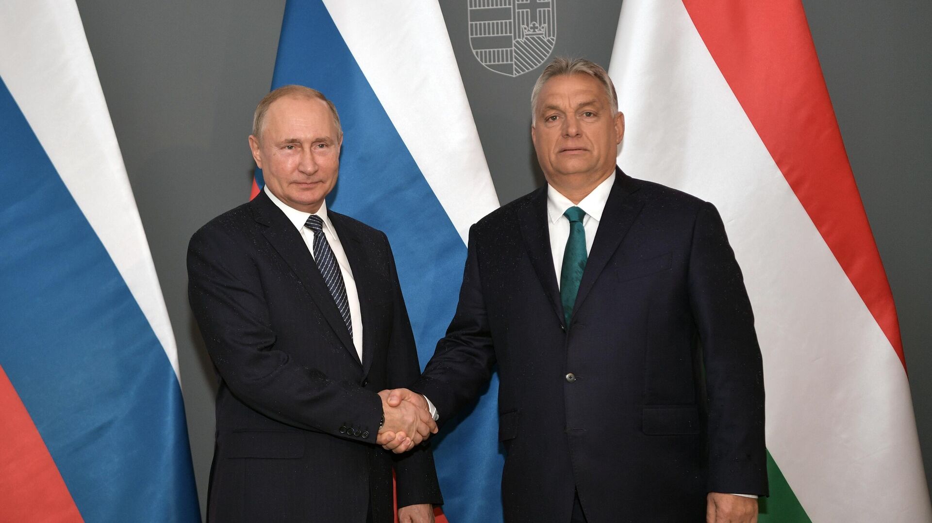 Путин и Орбан обсудили «возможный» саммит РФ и США в Будапеште