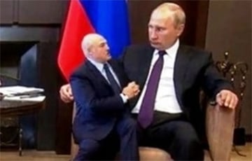 Лукашенко заявил, что Путин подарил ему ядерные ракеты