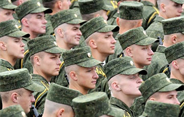 В Беларуси военнообязанным хотят закрыть выезд из страны