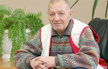 Лучший белорусский биатлонист 80-х Виктор Семенов работает охранником в магазине