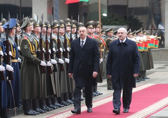 Алиев отметил конкретные результаты по всем направлениям белорусско-азербайджанского сотрудничества