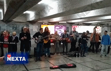Видеофакт: Свободные белорусы поют в метро