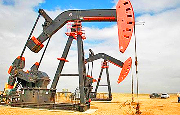 Кувейт впервые за 26 лет прекратил поставки нефти в США