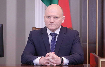 Глава КГБ Беларуси: От 100 до 300 боевиков с современным вооружением будут продвигаться к Минску
