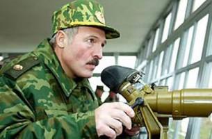 Лукашенко хочет знать куда будут развиваться военные