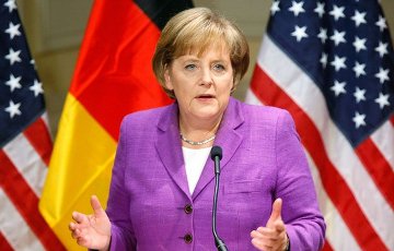 Меркель о Минских соглашениях: Мы не видим прекращения огня