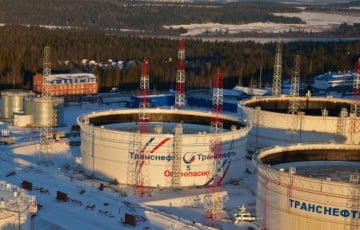 Стратегический объект московитской нефтянки в Татарстане пылает второй день