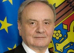 Президент Молдовы хочет запретить въезд в страну депутатам РФ