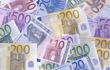 Евро подорожал на первых торгах недели