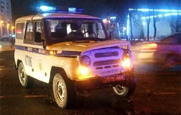 В Минске на перекрестке столкнулись Hyundai и милицейский УАЗ