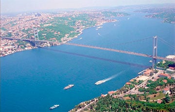 Турция перекрыла Босфорский пролив