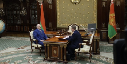 Лукашенко рассказал о «косяках» правительства и потребовал их исправить