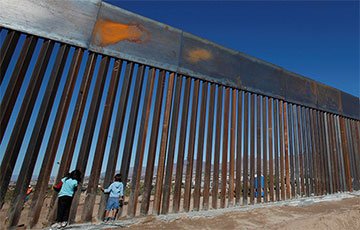 Пентагон останавливает строительство стены на границе с Мексикой