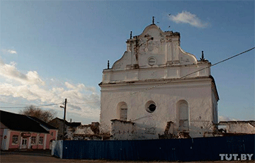 В Слониме продали с молотка старейшую в Беларуси синагогу