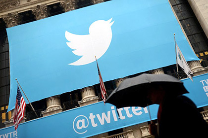 Акции Twitter обвалились после снятия ограничений на сделки с ними