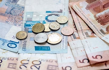 Беларус показал, как на самом деле выглядит зарплата «от тысячи рублей»