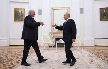 Путин и Лукашенко через 3,5 часа переговоров прошли в кабинет диктатора РФ