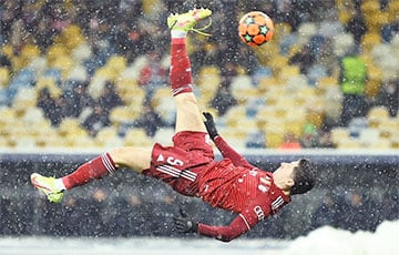 Роберт Левандовский забил фантастический гол в Лиге чемпионов