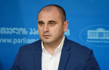 Лидера крупнейшей оппозиционной партии Грузии поместили под арест