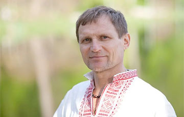 Украинский музыкант Олег Скрипка рассказал, как надавал пинков пропагандисту Дугину