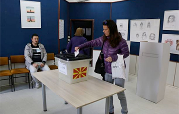 В Северной Македонии начался второй тур выборов президента