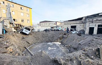 Камера зафиксировала момент падения сбитой московитской баллистики в Киеве