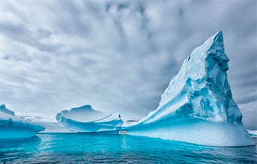 Миссия NASA обнаружила скрытые озера подо льдами Антарктиды
